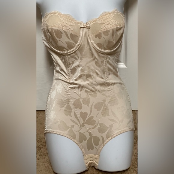 Maidenform Flexees Shapewear Draag je eigen beha torsette